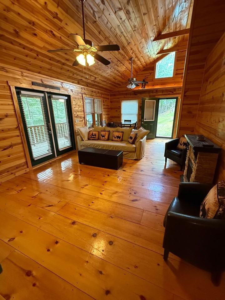 75 Laurel Oak Ln - Photo 3 of 17
