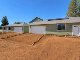 featured image of 5581 5579/5 Linrich Ln