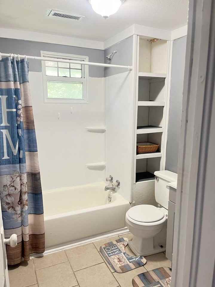 628 W Locust Ave - Photo 5 of 12