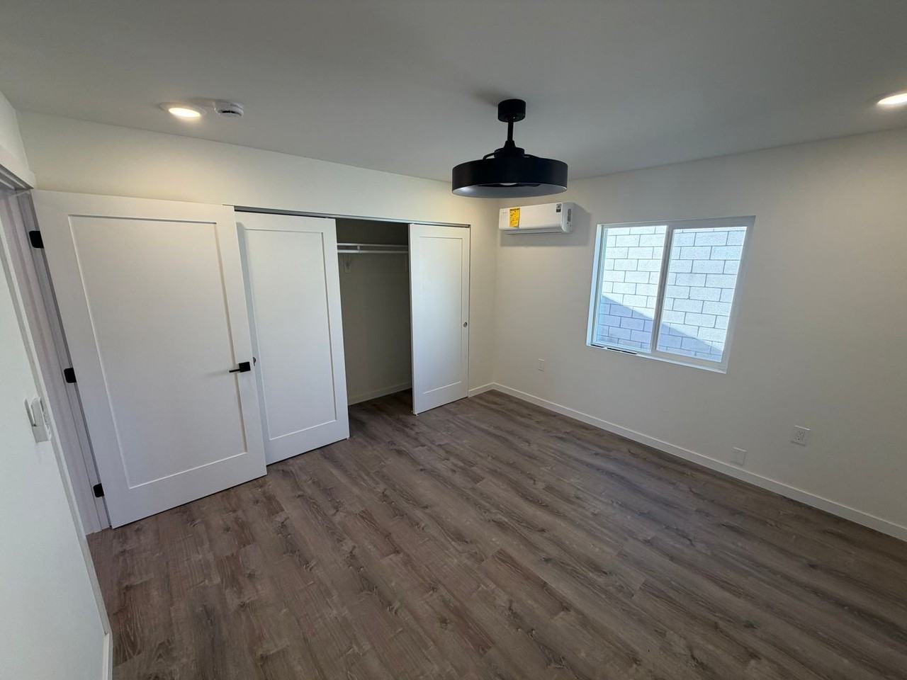 4640 Tilbury Ct - Photo 7 of 9