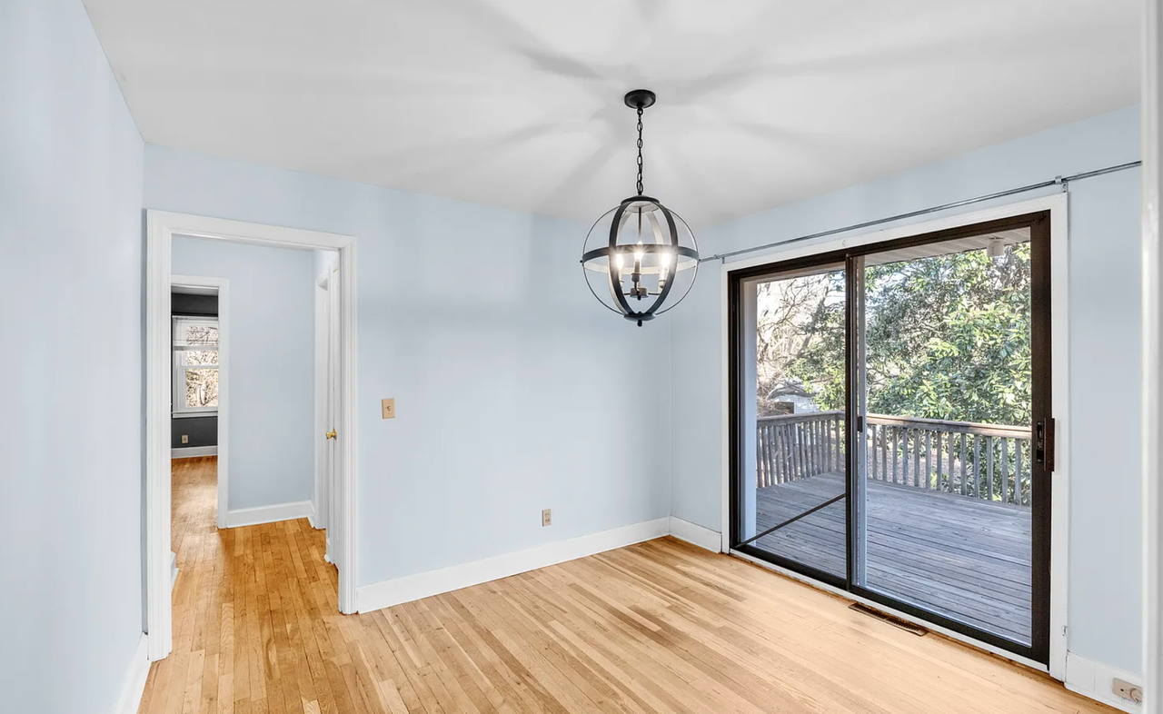 420 Brock St - Photo 6 of 19
