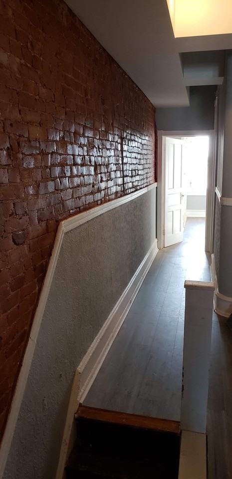 3246 W Huntingdon St - Photo 3 of 9