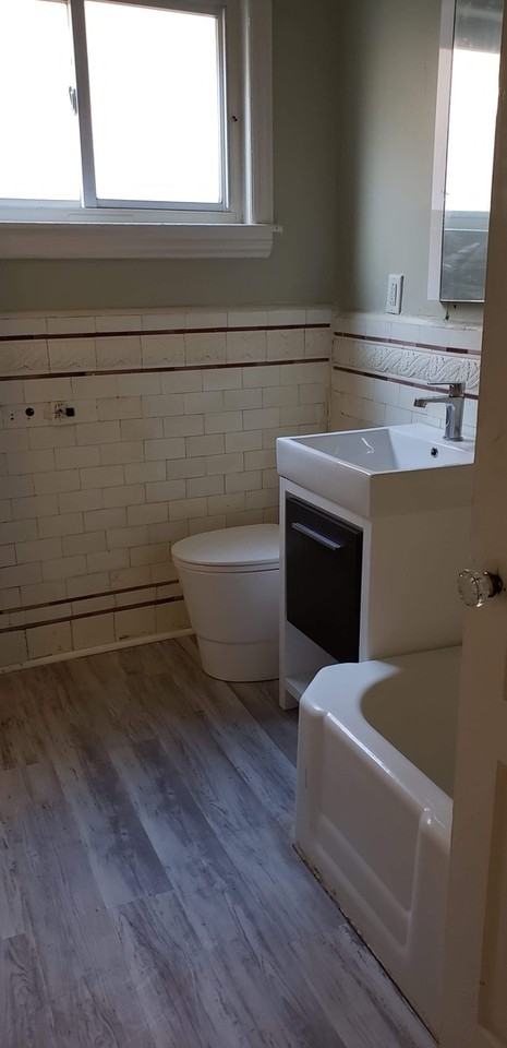 3246 W Huntingdon St - Photo 7 of 9