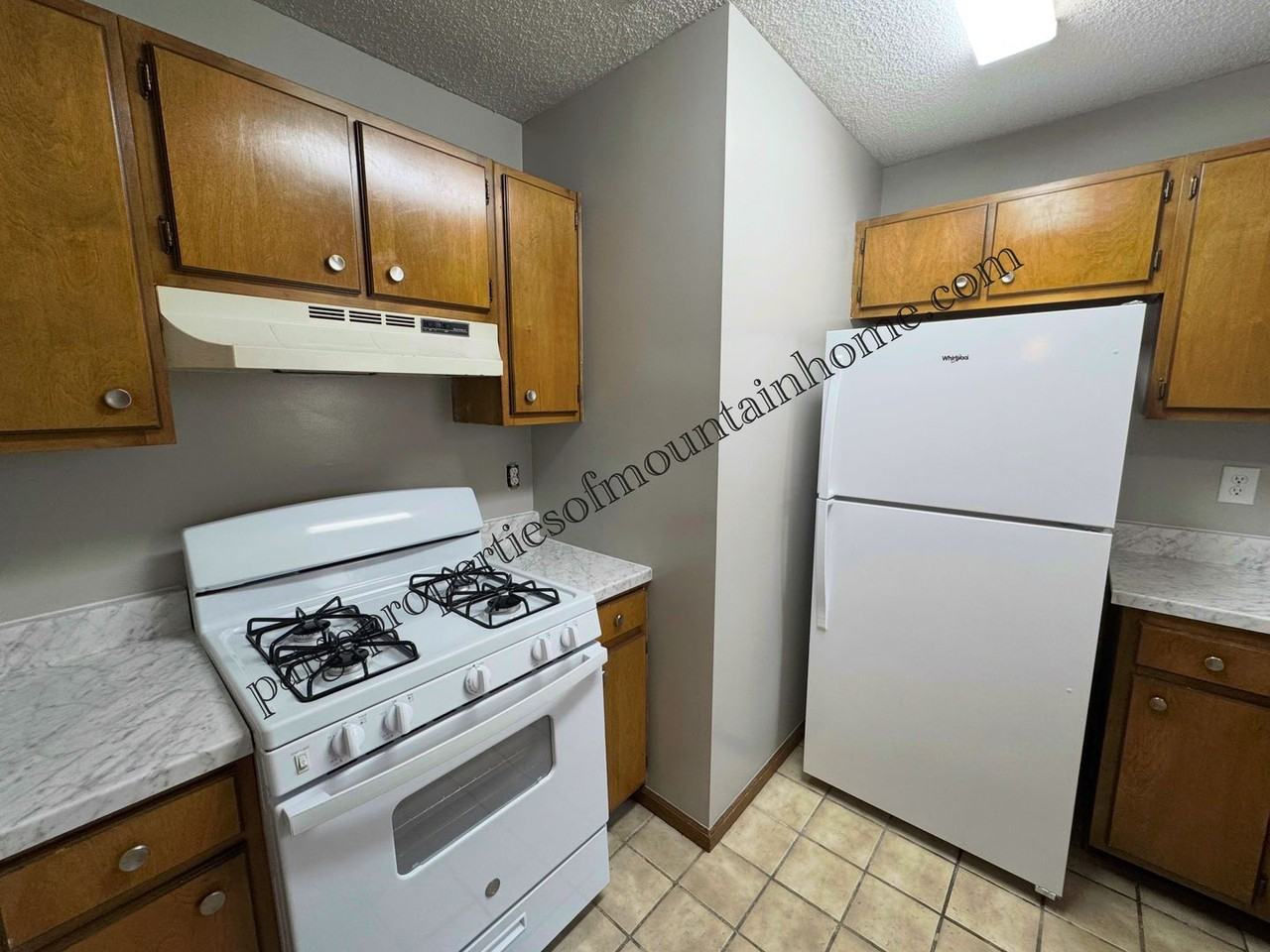 605 Cooper Estates Dr #12 - Photo 5 of 21
