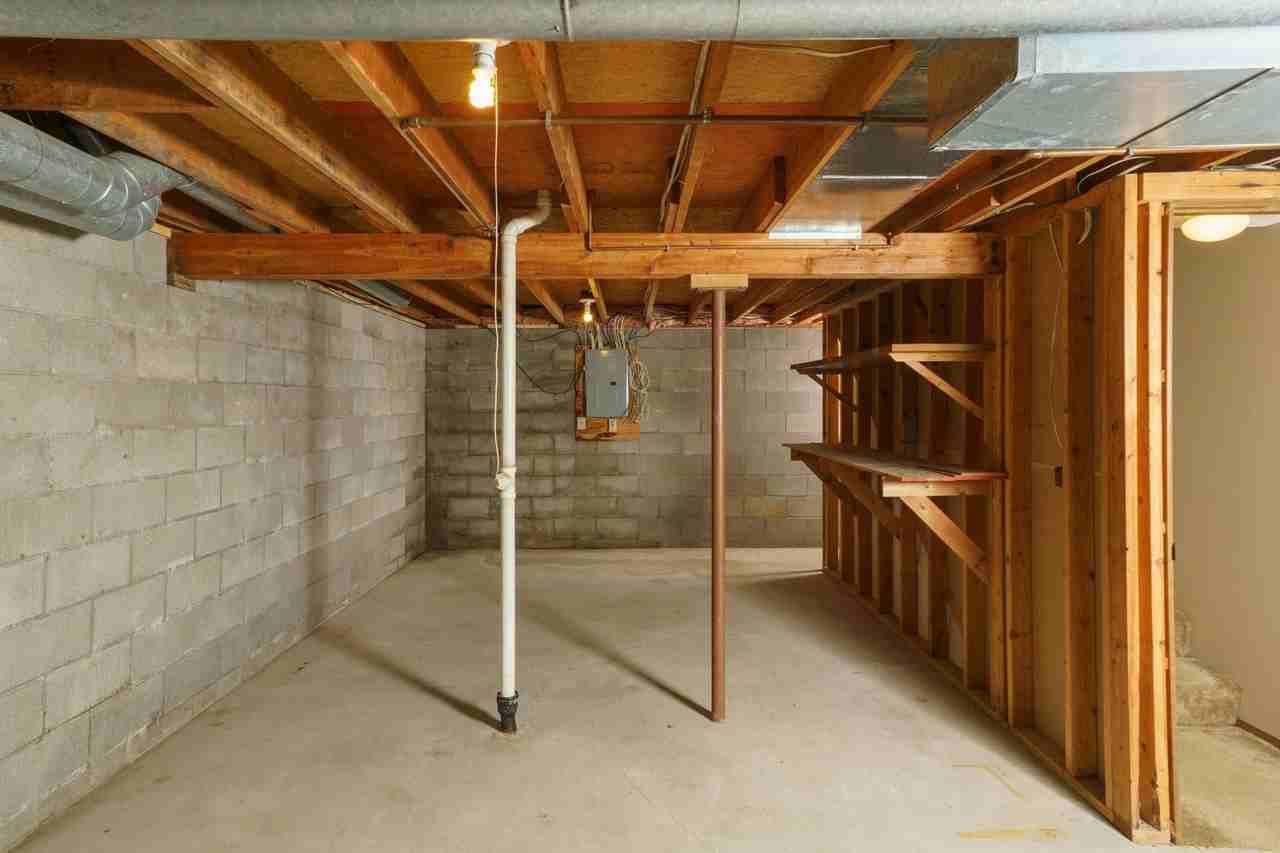 617 Onyx St - Photo 7 of 7