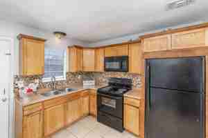 featured image of 2229 Bryan St