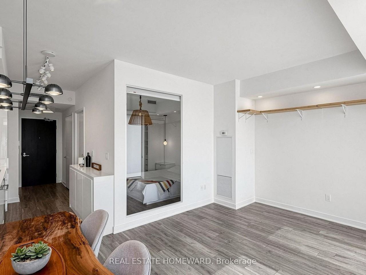 106 Dovercourt Road - Photo 5 of 7