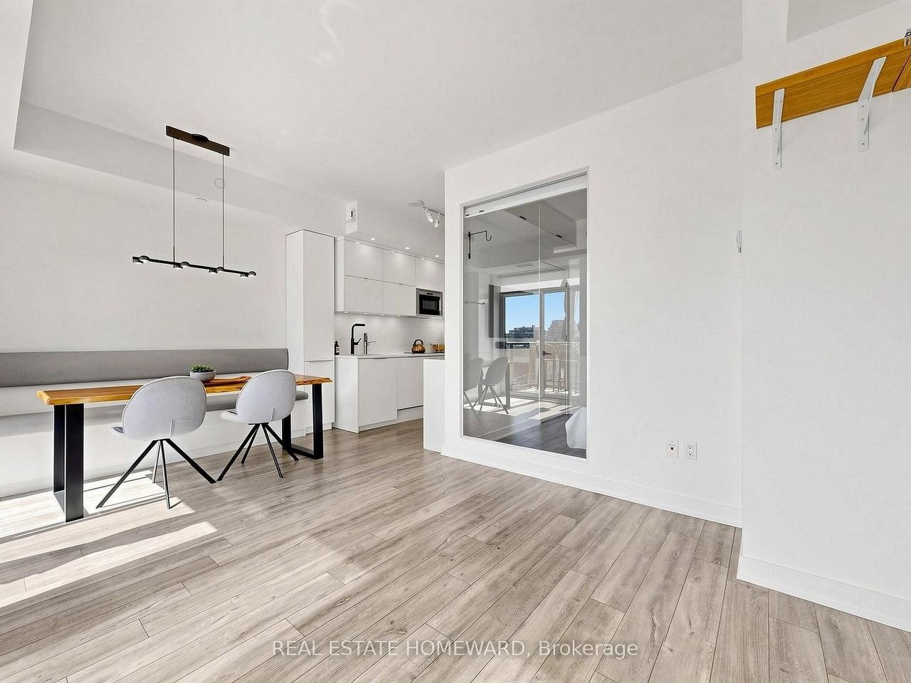 106 Dovercourt Road - Photo 6 of 7