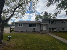 featured image of 105 W 12th Ave