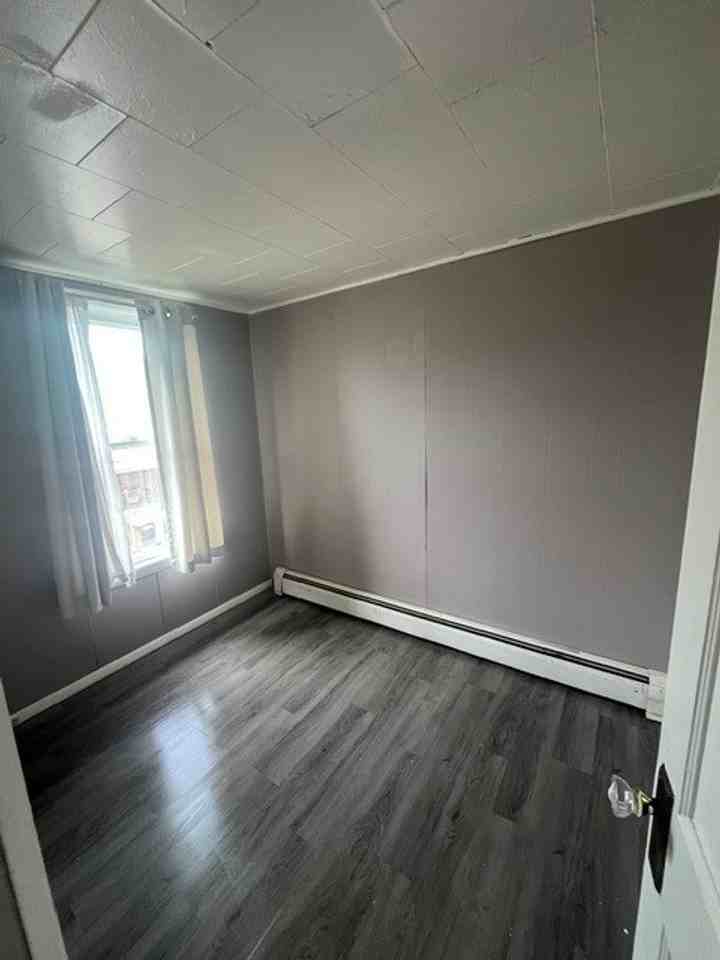 80 W Center St - Photo 7 of 10