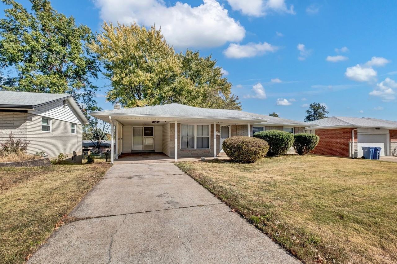 1505 Miller Dr - Photo 2 of 26