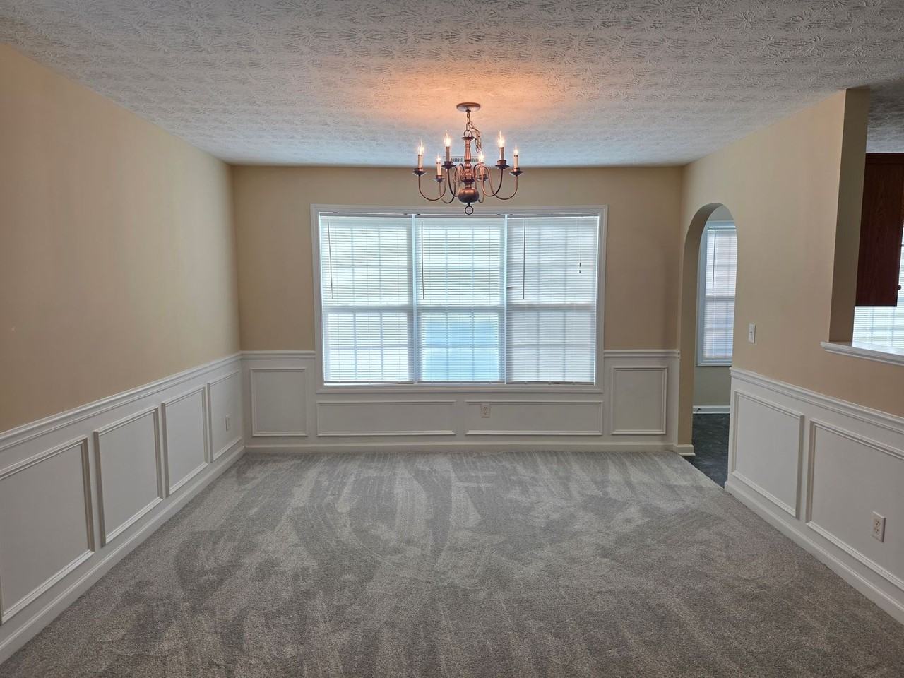 233 Overlook Dr - Photo 5 of 22