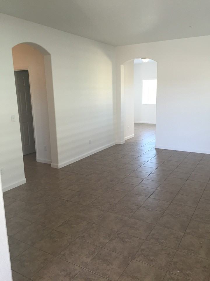349 Joya Dr - Photo 5 of 9