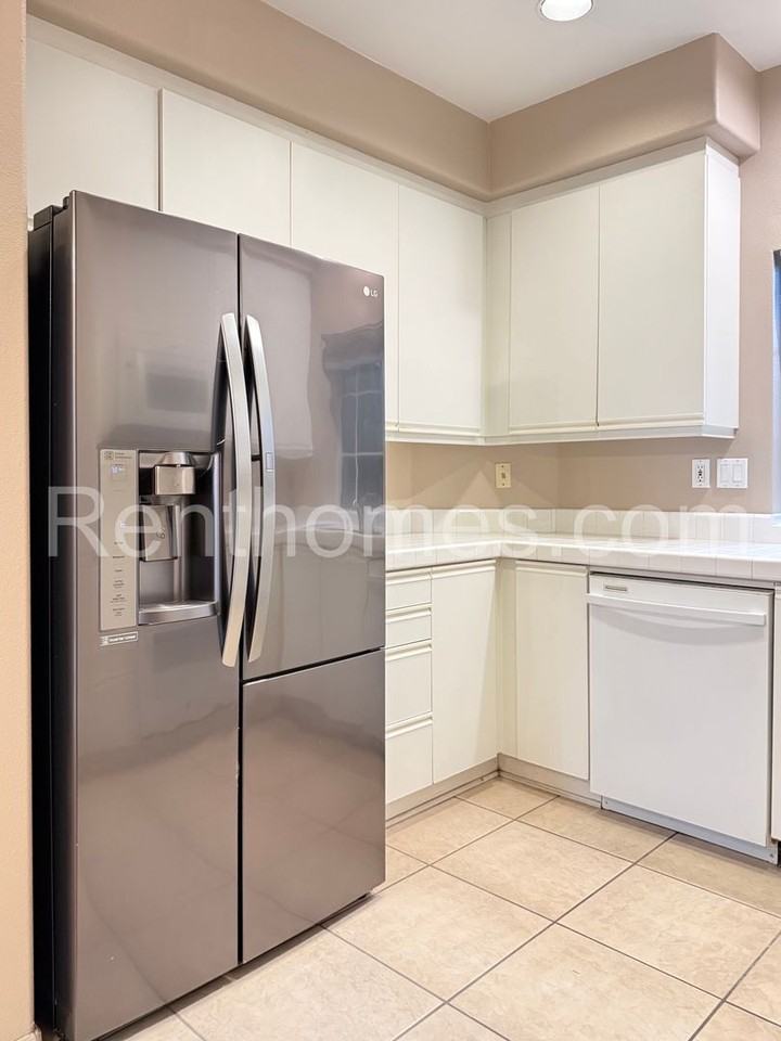 11553 Westview Pkwy - Photo 6 of 41