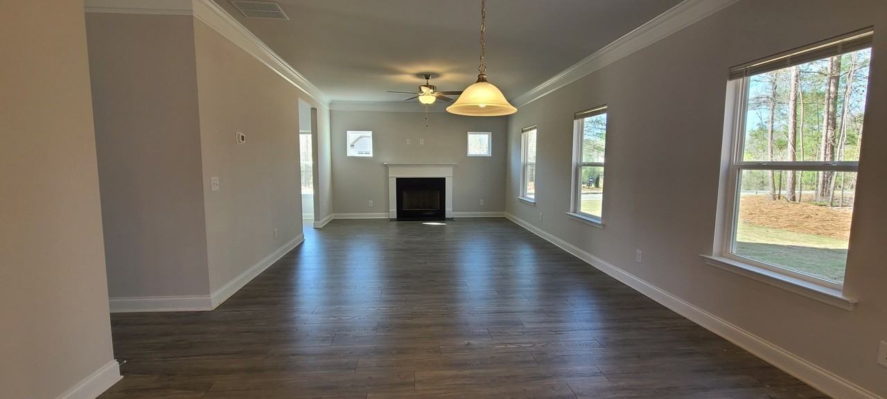 970 Laurel Cove Dr - Photo 4 of 15