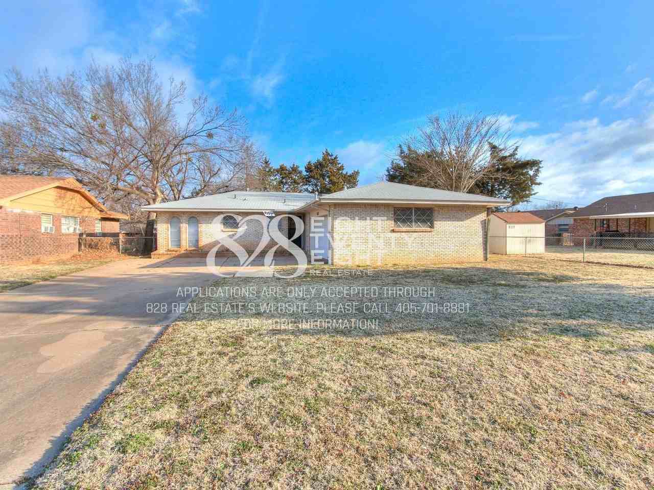 9717 Ne 4th St - Photo 2 of 44