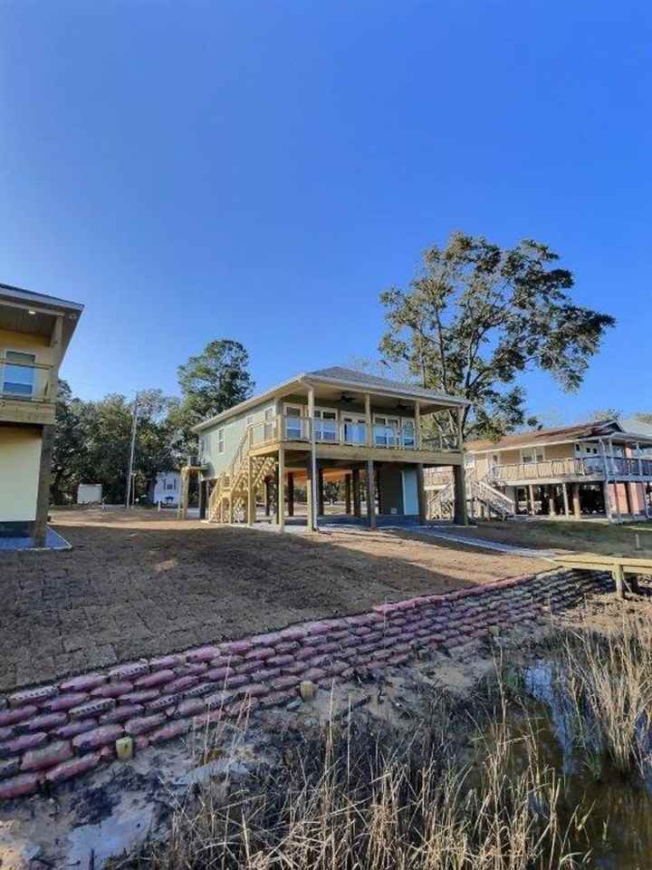 8716 W Simmons Bayou Dr - Photo 5 of 19