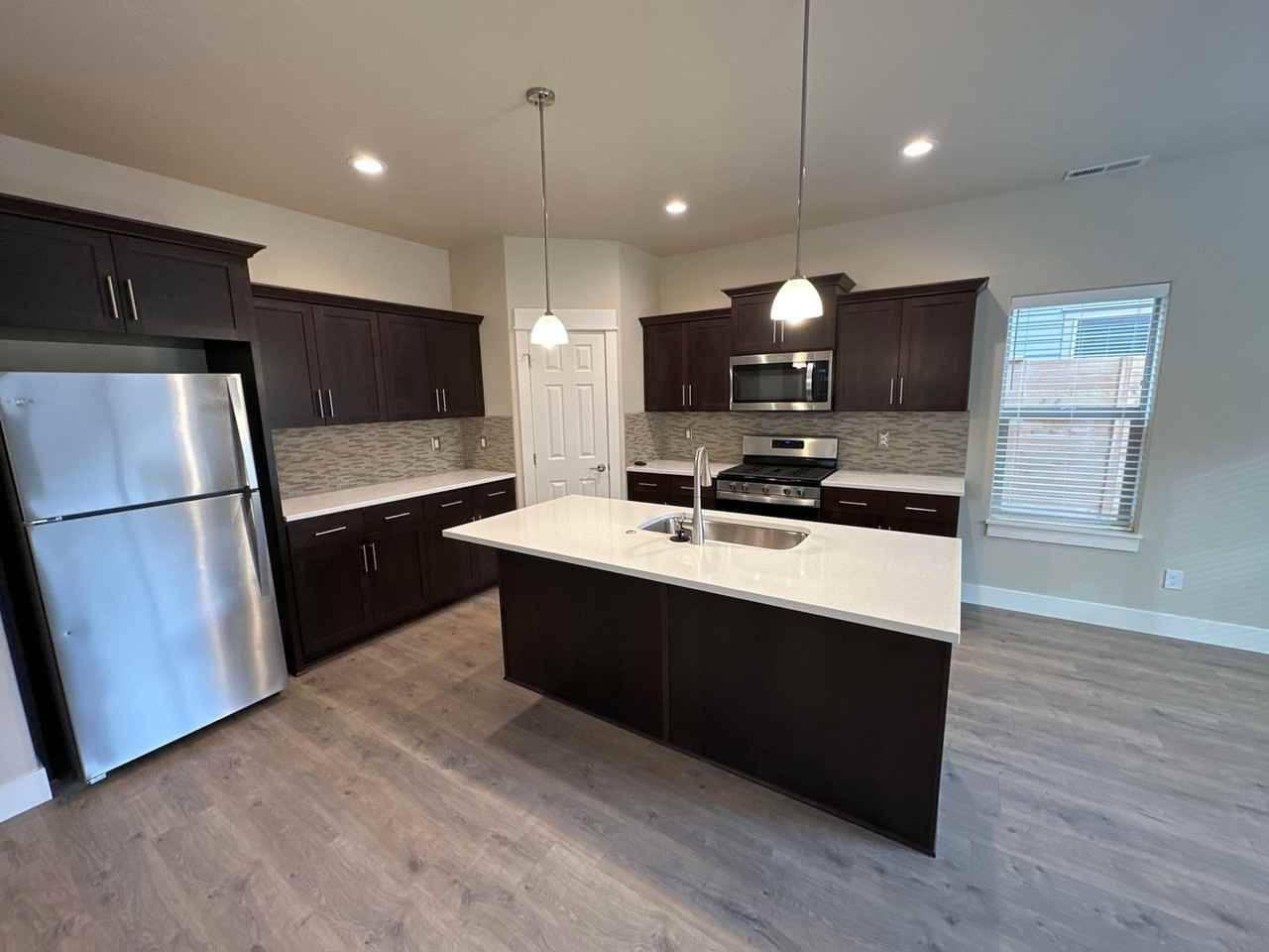 20589 Se Slate Ave - Photo 4 of 26