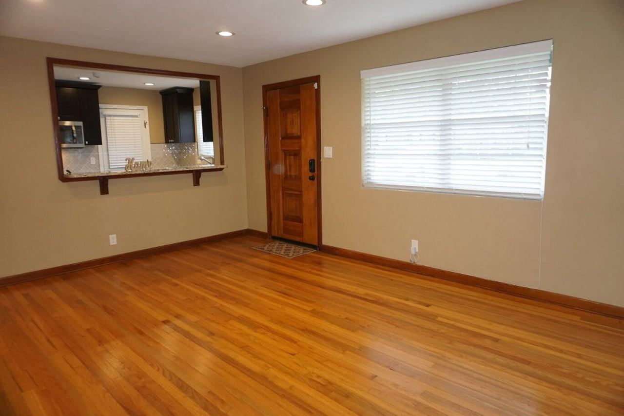 3925 Miruelo Cir N - Photo 3 of 25