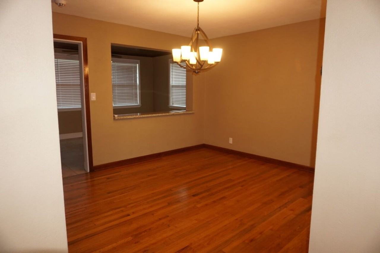 3925 Miruelo Cir N - Photo 5 of 25