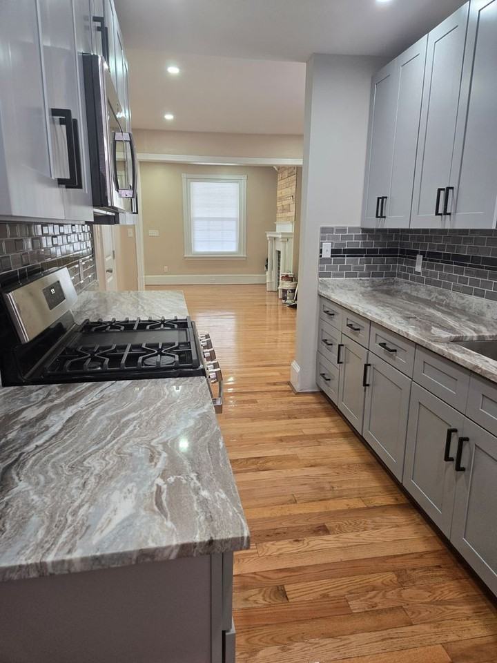 463 W Earlham Ter - Photo 6 of 38
