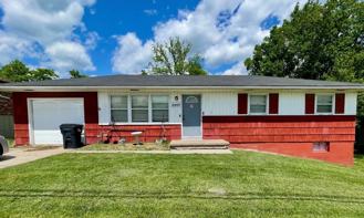 2207 Clark Ln - Photo 1 of 1