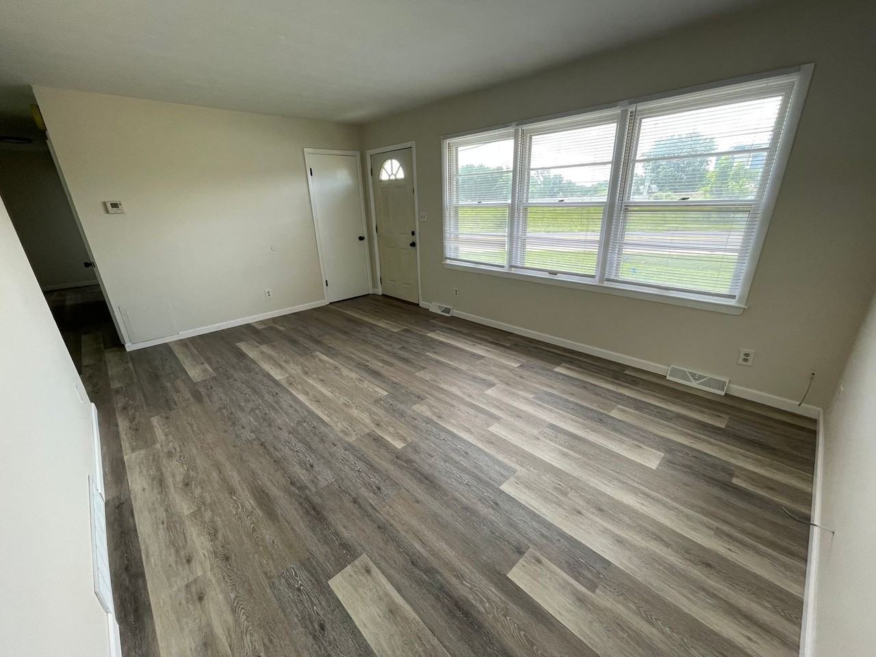 2207 Clark Ln - Photo 2 of 17