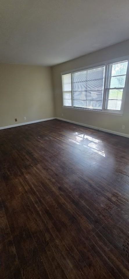 2212 La Salle Rd Nw - Photo 3 of 16