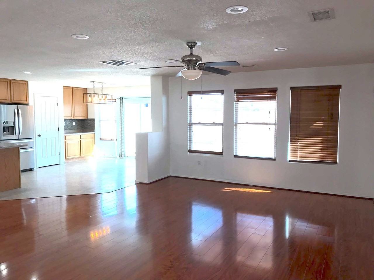 3612 Clear Creek Rd Ne - Photo 3 of 38