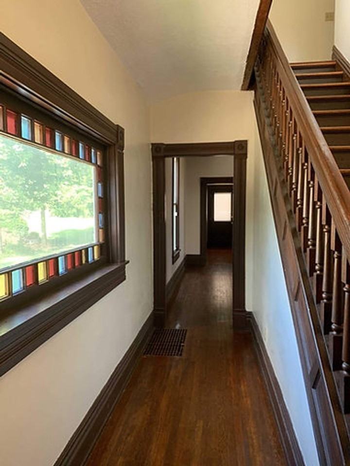 223 S College Ave - Photo 2 of 9