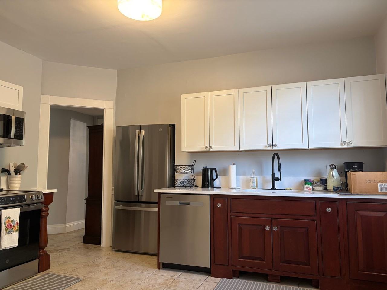 98 Mount Auburn St - Photo 6 of 19