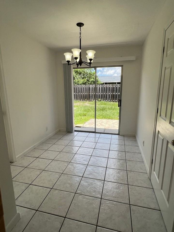 2444 Mercury Dr - Photo 6 of 21