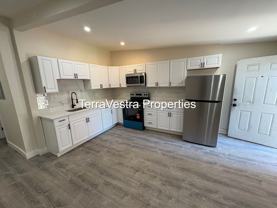 216 E Broadway - Photo 1 of 1
