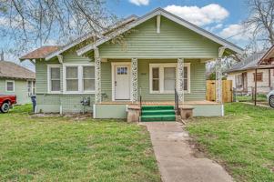 featured image of 1602 Mitchell Ave
