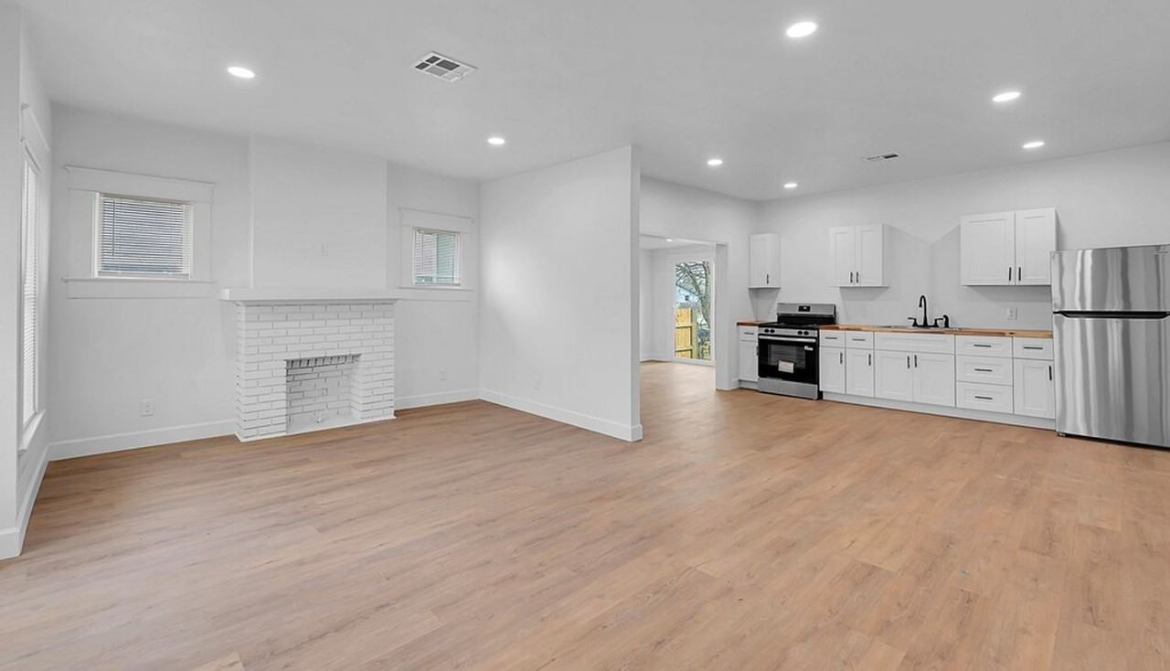 1602 Mitchell Ave - Photo 3 of 31