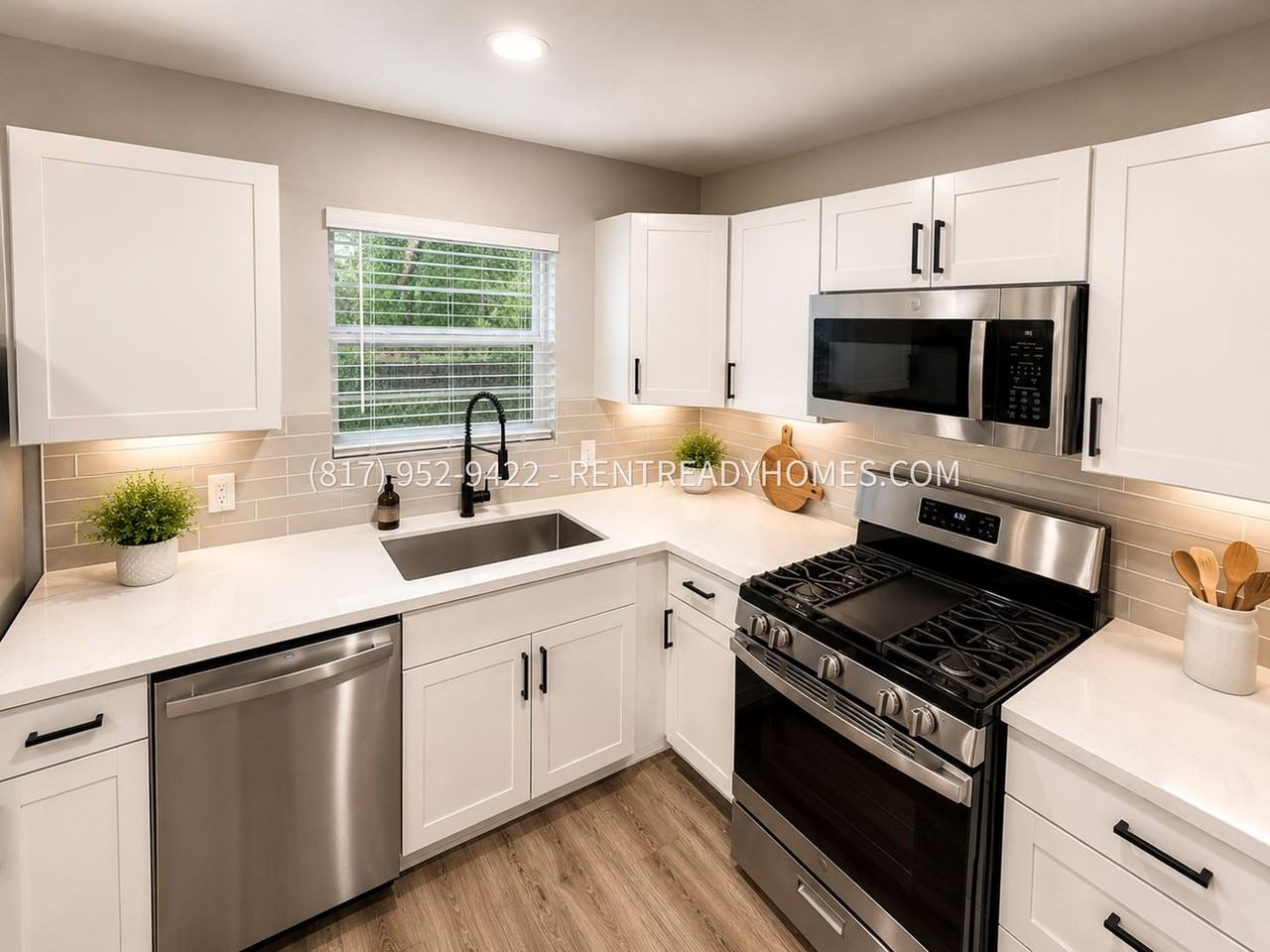 6023 Heatherbrook Dr - Photo 2 of 10