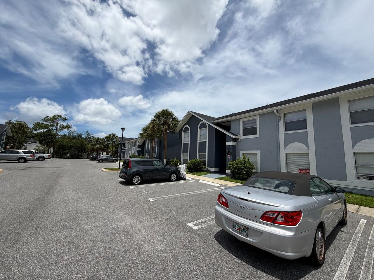 4124 Pershing Pointe Pl #4 - Photo 4 of 43