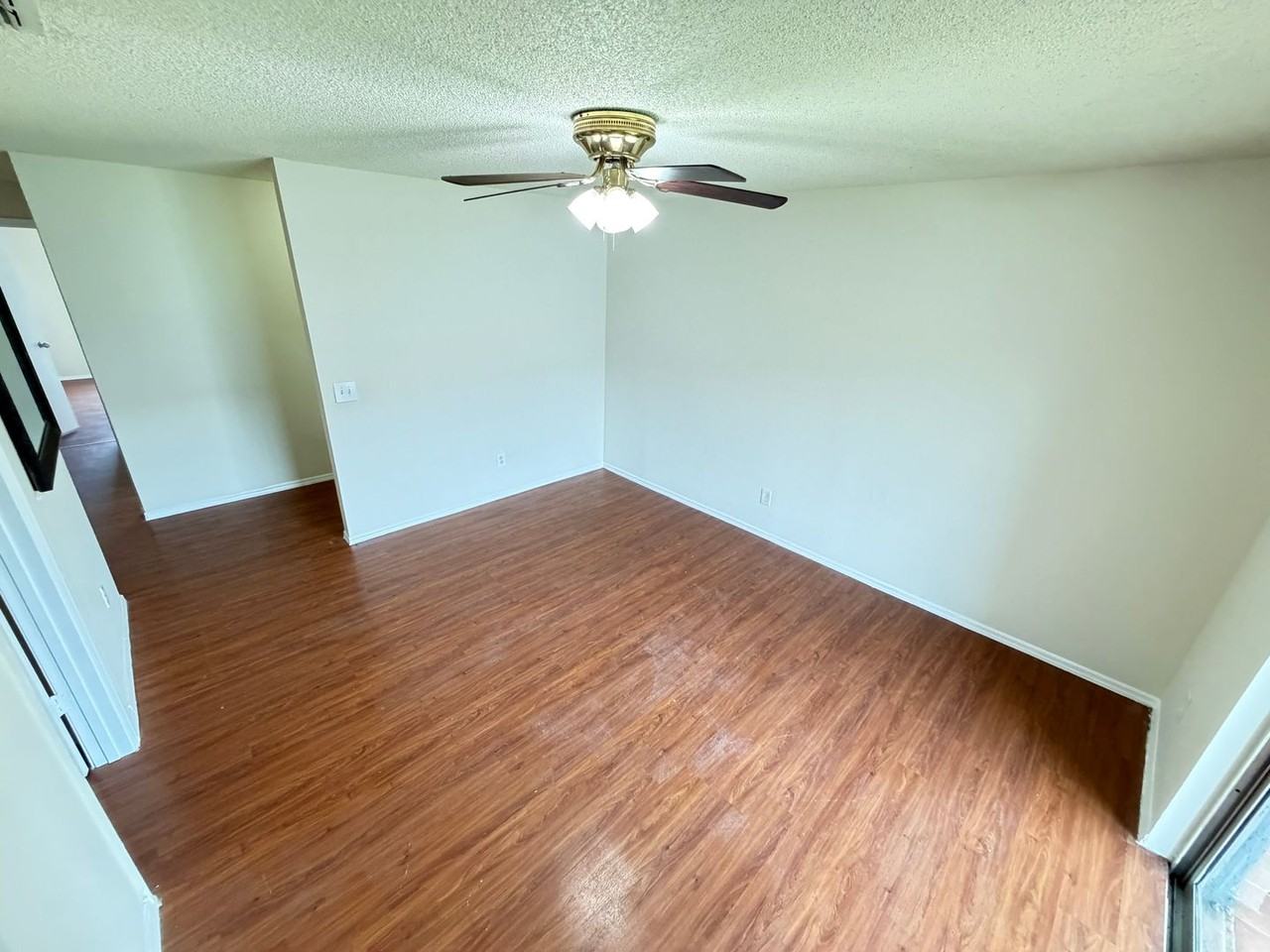4124 Pershing Pointe Pl #4 - Photo 7 of 43
