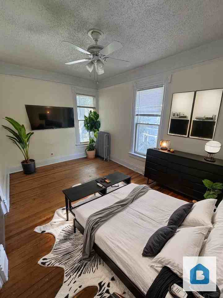 501 N Weber St #3 - Photo 2 of 17