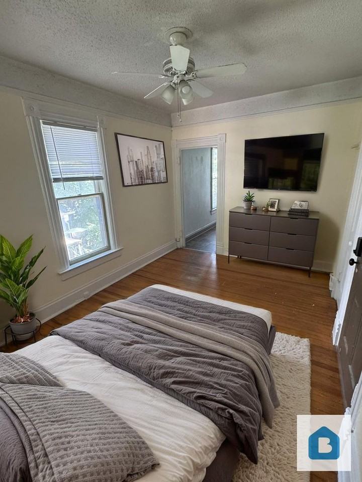 501 N Weber St #3 - Photo 4 of 17