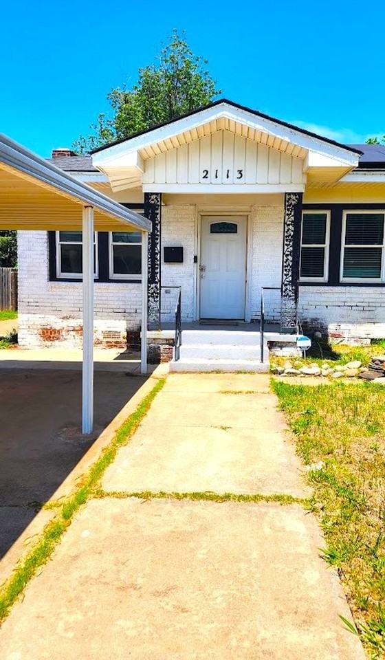 2113 Nw 21st St - Photo 2 of 30