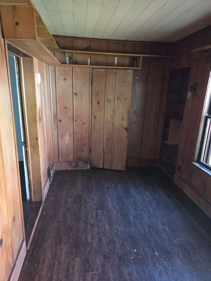 730 E Mcclure Ave - Photo 7 of 11