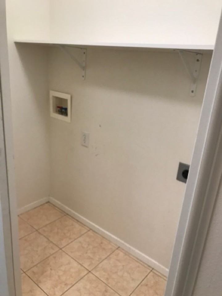 767 Meadows Dr #1 - Photo 5 of 11