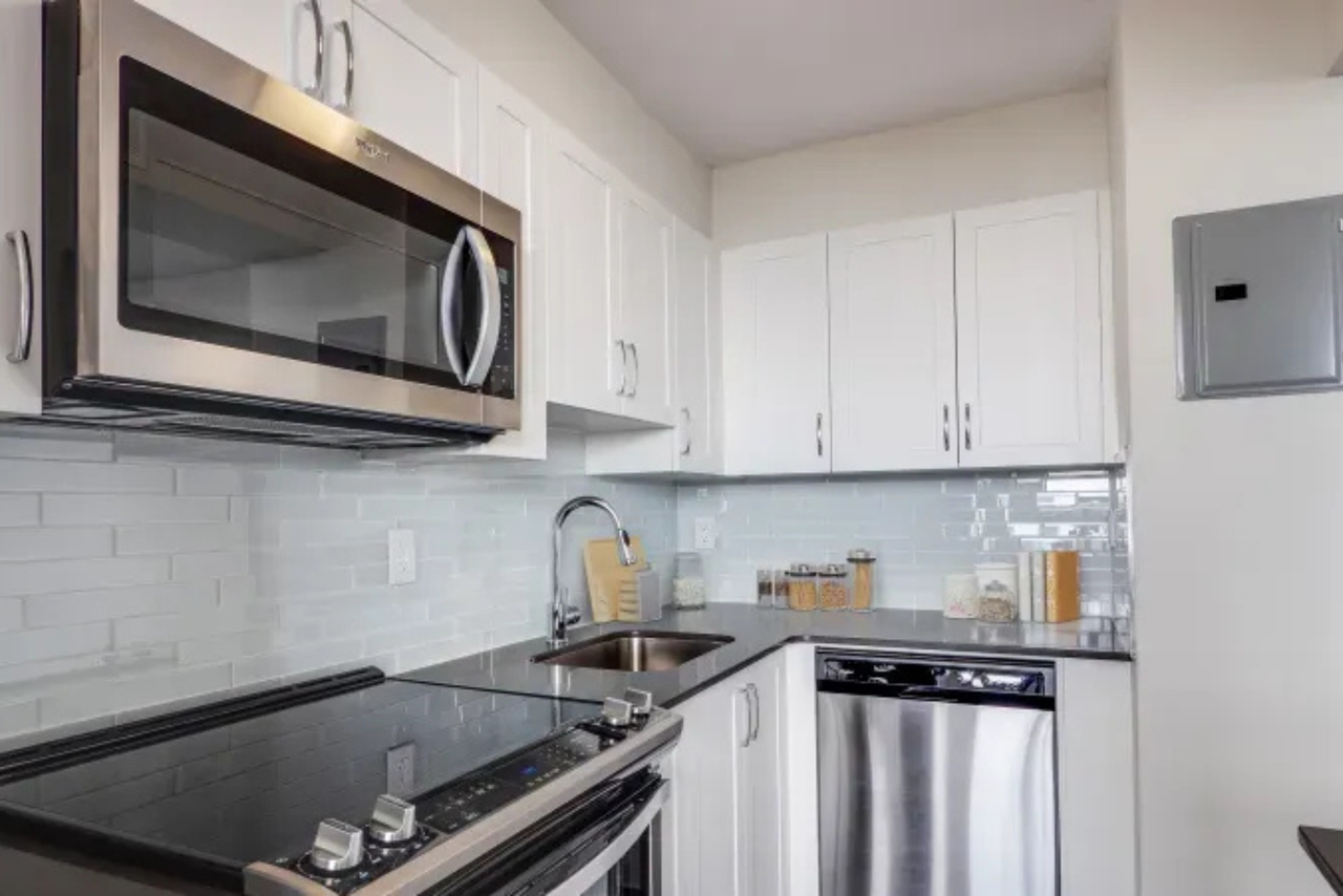 739 Birchmount Road - Photo 5 of 10