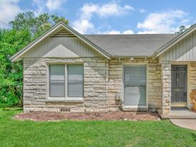 2825 Columbus Ave - Photo 1 of 1