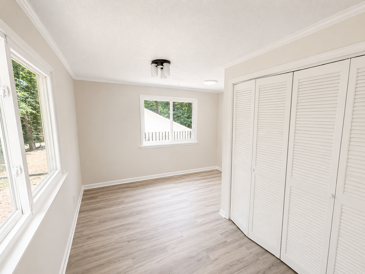 100 Haynes St - Photo 5 of 27