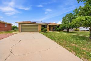 featured image of 1275 W 4th Ave