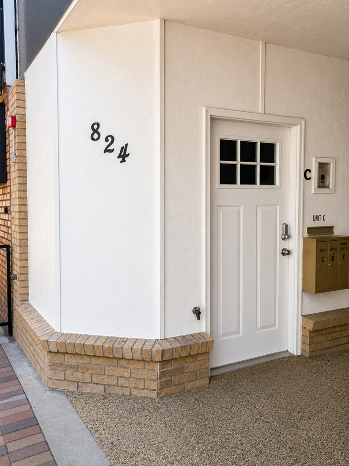 824 9th St - Photo 6 of 6