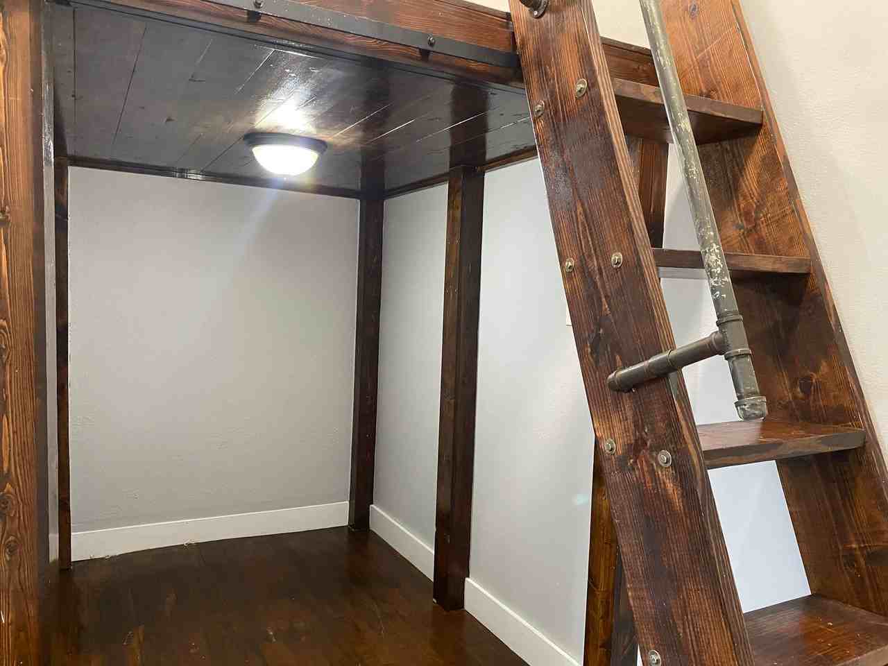 121 Howard St Apt 5b #5B - Photo 5 of 9