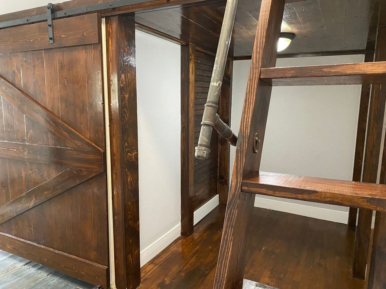 121 Howard St Apt 5b #5B - Photo 6 of 9